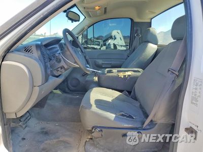Zdjęcie 7 z 12 samochodu: 2007 CHEVROLET SILVERADO C3500 TRUCK CAB AND CHASSIS VIN:1GBJC34K77E595553 - miniatura