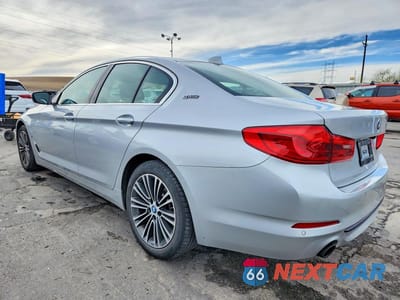 Drugie zdjęcie samochodu z przodu: 2019 BMW 530XE VIN:WBAJB1C57KB375299 - miniatura