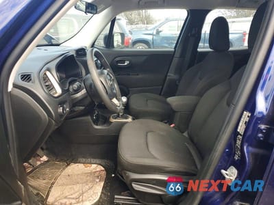 Zdjęcie 7 z 12 samochodu: 2017 JEEP RENEGADE SPORT VIN:ZACCJBAH0HPF84352 - miniatura