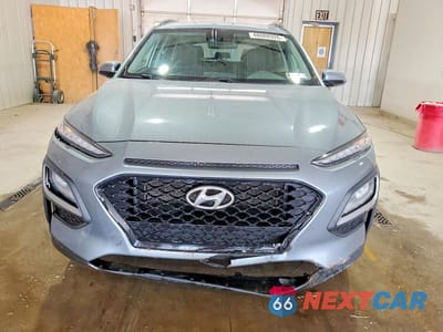 Piąte zdjęcie samochodu w środku: 2020 HYUNDAI KONA SEL VIN:KM8K2CAA5LU543395 - miniatura