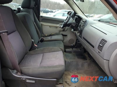 Zdjęcie 10 z 12 samochodu: 2012 CHEVROLET SILVERADO K1500 VIN:1GCNKPE00CZ100374 - miniatura