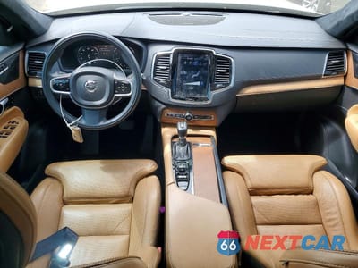 Zdjęcie 8 z 11 samochodu: 2019 VOLVO XC90 T6 INSCRIPTION VIN:YV4A22PL4K1427038 - miniatura