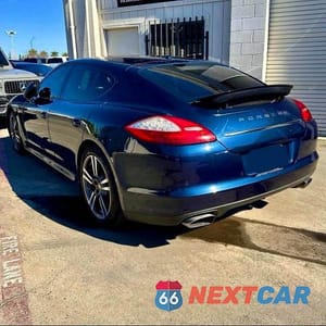 Trzecie zdjęcie samochodu z tyłu: 2012 PORSCHE PANAMERA 2 VIN:WP0AA2A73CL015636 - miniatura