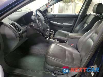 Zdjęcie 7 z 12 samochodu: 2005 HONDA ACCORD EX VIN:1HGCM66555A022327 - miniatura