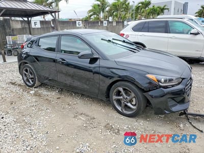 Czwarte zdjęcie samochodu z boku: 2019 HYUNDAI VELOSTER 2.0L VIN:KMHTG6AF3KU009216 - miniatura
