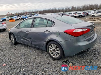 Drugie zdjęcie samochodu z przodu: 2016 KIA FORTE LX VIN:KNAFX4A6XG5584434 - miniatura