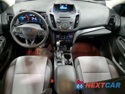 Zdjęcie 8 z 12 samochodu: 2017 FORD ESCAPE SE VIN:1FMCU9GD0HUB81096 - miniatura