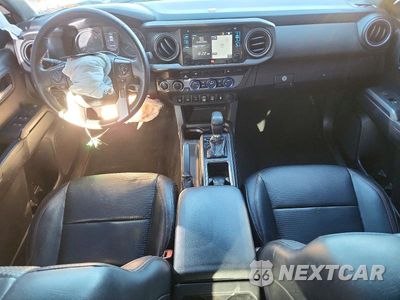 Zdjęcie 8 z 12 samochodu: 2019 TOYOTA TACOMA TRD PRO VIN:5TFCZ5AN7KX172448 - miniatura