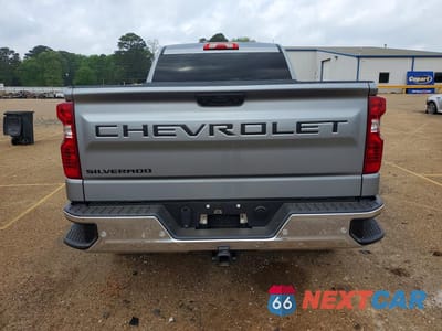 Zdjęcie 6 z 12 samochodu: 2026 CHEVROLET SILVERADO K1500 VIN:3GCNKAEK0TG118856 - miniatura