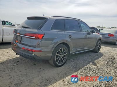 Trzecie zdjęcie samochodu z tyłu: 2020 AUDI Q7 PRESTIGE VIN:WA1VXAF70LD004861 - miniatura