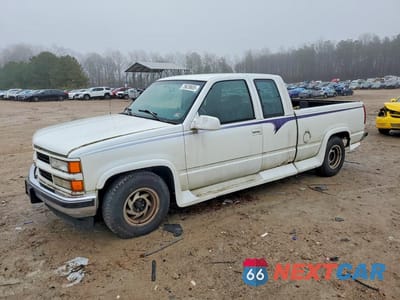1997 CHEVROLET GMT-400 C1500 2GCEC19RXV1180975 - główne zdjęcie licytacji z USA - miniatura