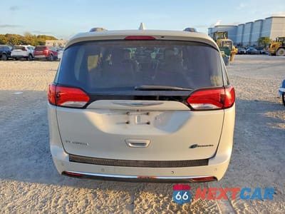 Zdjęcie 6 z 12 samochodu: 2017 CHRYSLER PACIFICA EHYBRID PLATINUM VIN:2C4RC1N74HR689505 - miniatura