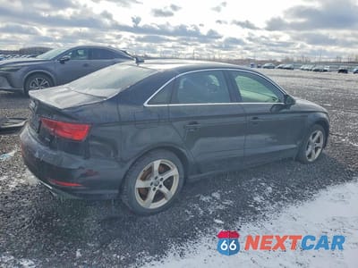 Trzecie zdjęcie samochodu z tyłu: 2019 AUDI A3 PREMIUM VIN:WAUBEGFF1K1017771 - miniatura