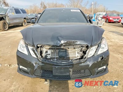 Piąte zdjęcie samochodu w środku: 2010 MERCEDES-BENZ E 550 4MATIC VIN:WDDHF9AB6AA082842 - miniatura