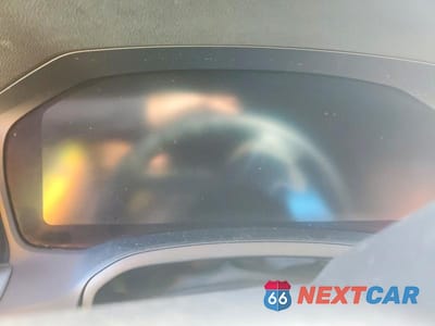 Zdjęcie 9 z 12 samochodu: 2019 BMW 330I VIN:WBA5R1C50KAK12741 - miniatura