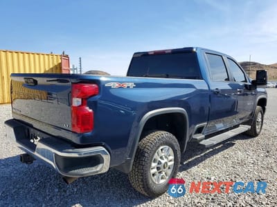 Trzecie zdjęcie samochodu z tyłu: 2021 CHEVROLET SILVERADO K2500 HEAVY DUTY LT VIN:1GC4YNE7XMF282437 - miniatura