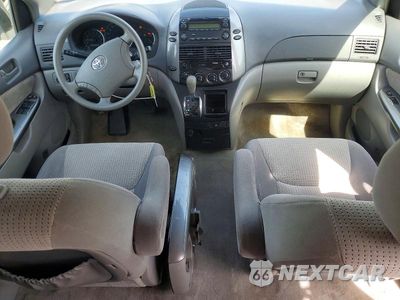 Zdjęcie 8 z 13 samochodu: 2007 TOYOTA SIENNA LE 7-PASSENGER VIN:5TDZK23C47S040642 - miniatura