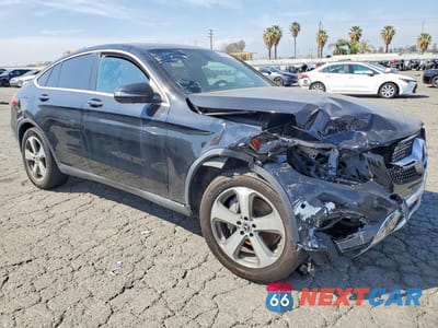 Czwarte zdjęcie samochodu z boku: 2019 MERCEDES-BENZ GLC COUPE 300 4MATIC VIN:WDC0J4KB9KF581737 - miniatura