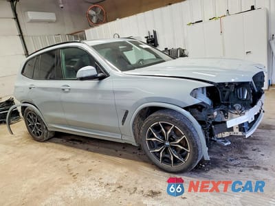 Czwarte zdjęcie samochodu z boku: 2024 BMW X3 XDRIVE30I VIN:5UX53DP08R9U77552 - miniatura