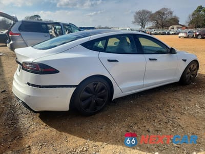 Trzecie zdjęcie samochodu z tyłu: 2022 TESLA MODEL S VIN:5YJSA1E50NF486253 - miniatura
