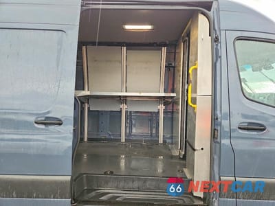 Zdjęcie 11 z 13 samochodu: 2019 MERCEDES BENZ SPRINTER 2500/3500 DELIVERY VAN VIN:WD4PF1CD5KT013206 - miniatura