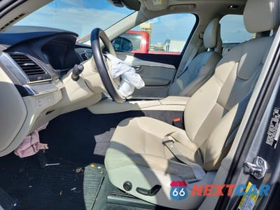 Zdjęcie 7 z 12 samochodu: 2018 VOLVO XC90 T6 VIN:YV4A22PKXJ1375002 - miniatura