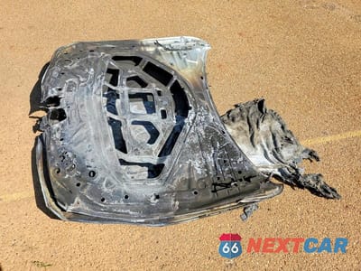 Zdjęcie 12 z 12 samochodu: 2017 BMW 330 I VIN:WBA8B9G35HNU55116 - miniatura