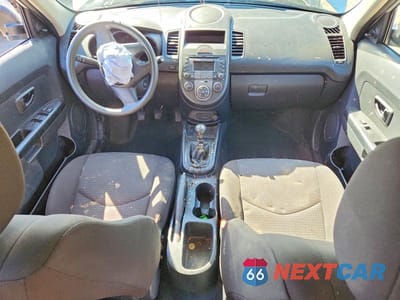 Zdjęcie 8 z 12 samochodu: 2010 KIA SOUL BASE VIN:KNDJT2A18A7106090 - miniatura