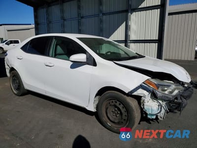 Czwarte zdjęcie samochodu z boku: 2016 TOYOTA COROLLA LE VIN:5YFBURHEXGP445881 - miniatura