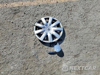 Zdjęcie 12 z 13 samochodu: 2005 TOYOTA CAMRY LE VIN:4T1BE30K95U416038 - miniatura