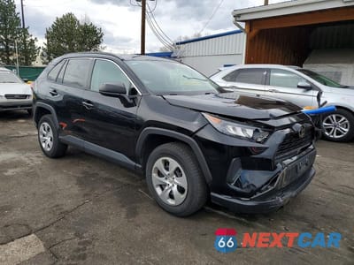 Czwarte zdjęcie samochodu z boku: 2020 TOYOTA RAV4 LE VIN:2T3F1RFV9LC096906 - miniatura