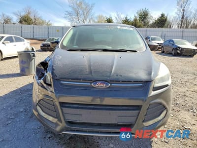 Piąte zdjęcie samochodu w środku: 2015 FORD ESCAPE SE VIN:1FMCU0G7XFUB59416 - miniatura