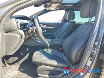 Zdjęcie 7 z 13 samochodu: 2021 MERCEDES-BENZ E 350 VIN:W1KZF8DB7MA890275 - miniatura