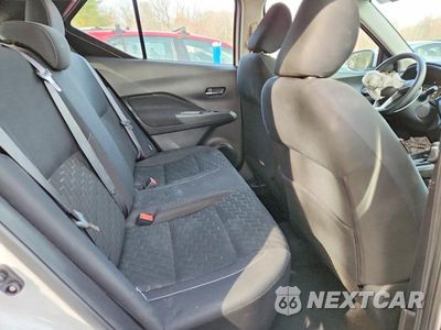 Zdjęcie 11 z 13 samochodu: 2022 NISSAN KICKS SV VIN:3N1CP5CV3NL523829 - miniatura