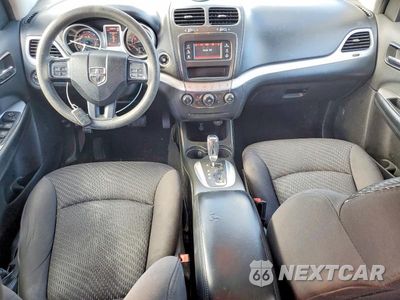 Zdjęcie 8 z 12 samochodu: 2017 DODGE JOURNEY SE VIN:3C4PDCAB1HT564064 - miniatura