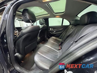 Zdjęcie 6 z 10 samochodu: 2016 LAND ROVER RANGE ROVER VIN:SALGR2VF5GA256175 - miniatura