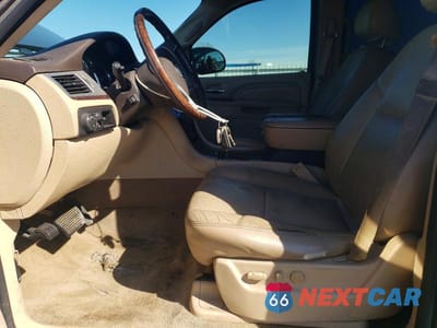 Zdjęcie 7 z 13 samochodu: 2014 CADILLAC ESCALADE ESV PREMIUM VIN:1GYS3JEF4ER176890 - miniatura