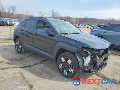 Czwarte zdjęcie samochodu z boku: 2024 HYUNDAI KONA SEL VIN:KM8HBCAB4RU107505 - miniatura