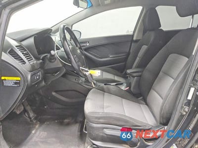 Zdjęcie 7 z 12 samochodu: 2016 KIA FORTE EX VIN:KNAFX4A82G5598152 - miniatura