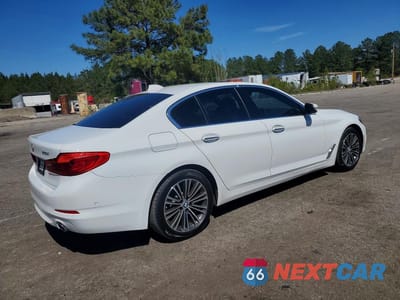 Trzecie zdjęcie samochodu z tyłu: 2018 BMW 530 XI VIN:WBAJA7C57JWC76000 - miniatura