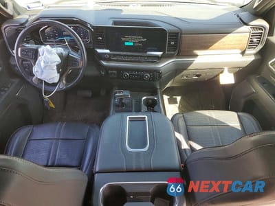 Zdjęcie 8 z 12 samochodu: 2022 CHEVROLET SILVERADO K1500 HIGH COUNTRY VIN:1GCUDJED5NZ632373 - miniatura