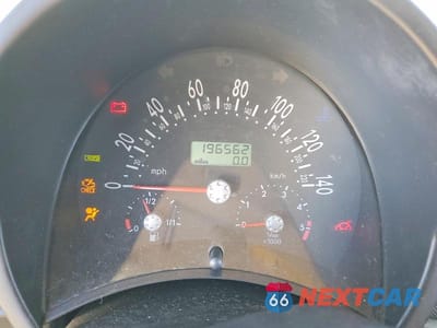 Zdjęcie 9 z 12 samochodu: 2003 VOLKSWAGEN NEW BEETLE GLS TDI VIN:3VWCP21C23M403876 - miniatura