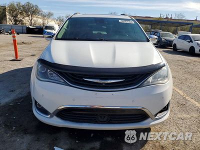 Piąte zdjęcie samochodu w środku: 2018 CHRYSLER PACIFICA HYBRID LIMITED VIN:2C4RC1N72JR212772 - miniatura