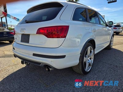 Czwarte zdjęcie samochodu z boku: 2013 AUDI Q7 PRESTIGE VIN:WA1DGAFE3DD011332 - miniatura