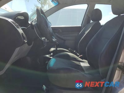 Zdjęcie 7 z 12 samochodu: 2005 FORD FOCUS ZX5 VIN:3FAFP37N25R122168 - miniatura