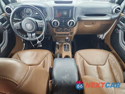 Zdjęcie 8 z 11 samochodu: 2013 JEEP WRANGLER UNLIMITED SAHARA VIN:1C4BJWEG8DL550291 - miniatura