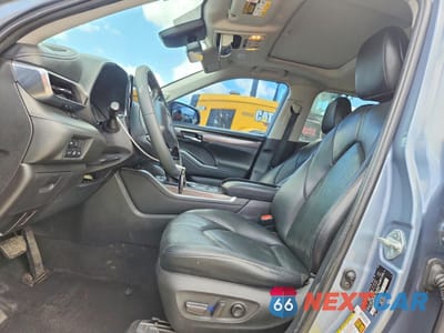 Zdjęcie 7 z 13 samochodu: 2021 TOYOTA HIGHLANDER LIMITED VIN:5TDYZRAH7MS037065 - miniatura