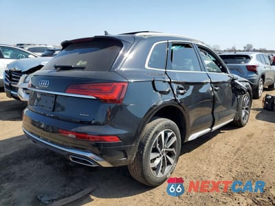 Trzecie zdjęcie samochodu z tyłu: 2024 AUDI Q5 PREMIUM PLUS 45 VIN:WA1EAAFYXR2048834 - miniatura