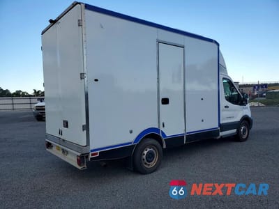 Trzecie zdjęcie samochodu z tyłu: 2020 FORD TRANSIT DELIVERY TRUCK VIN:1FDBW5Z89LKB36788 - miniatura