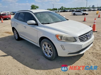 Czwarte zdjęcie samochodu z boku: 2015 VOLVO XC60 3.2 VIN:YV4952RA8F2600291 - miniatura